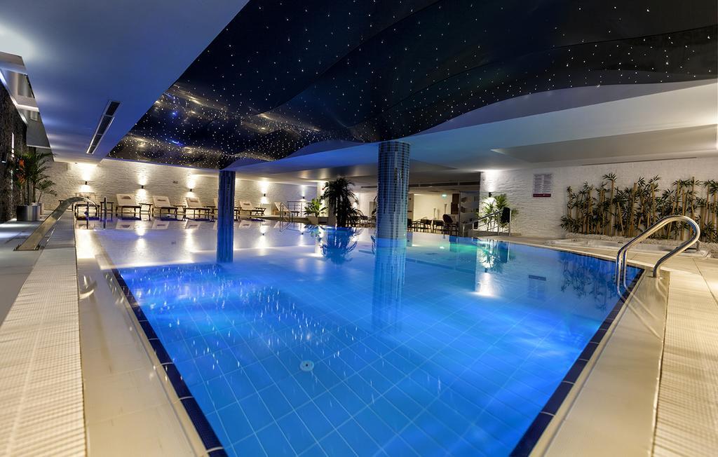 Готель Ramada Plaza By Wyndham Izmit